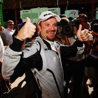 Barrichello Belum Ingin Pensiun