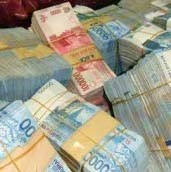 Hanya Dijanjikan Sembako, Dipotong Rp 10.000 Kalau Telat Setor