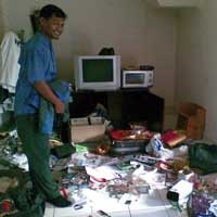 Kantor Arrahmah Super Semrawut Pasca Digeledah Polisi