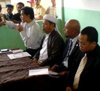 Abu Jibril Jumpa Pers