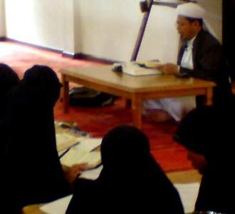 Abu Jibril Gelar Pengajian 