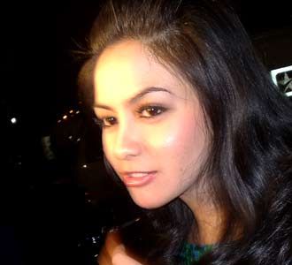 Revalina dan Motif Macan Tutul