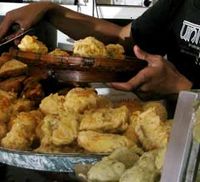 Sajian Beda Pisang Goreng
