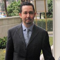 Gaya Berpuasa Presdir BMW