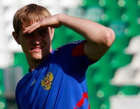 Pavlyuchenko Mulai Lirik Kans Hijrah