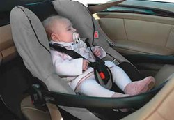 Jangan Tidurkan Anak di Kursi Mobil