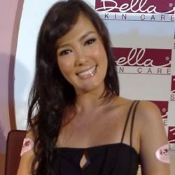 Cathy Sharon Suka Gaya Campur Aduk