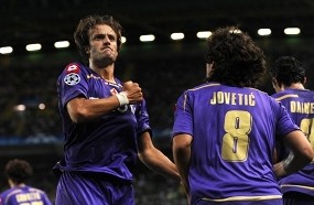 Gila Tantang Chelsea dan Madrid