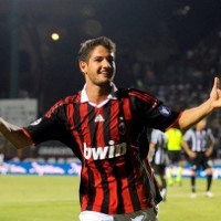 Pato Bertekad Bikin Gol