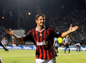 Pato Bertekad Bikin Gol