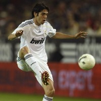 Kaka, dari Kawan Menjadi Lawan