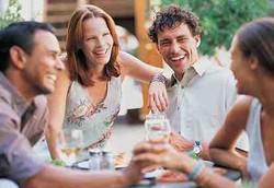 Wanita Pilih Porsi Sedikit Jika Makan Dengan Pria 