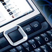 Satu Lagi, Ponsel Qwerty Mirip Nokia E71