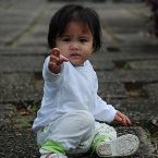 Dhia Sri Rakhmawati, 2 Tahun; Perempuan; f