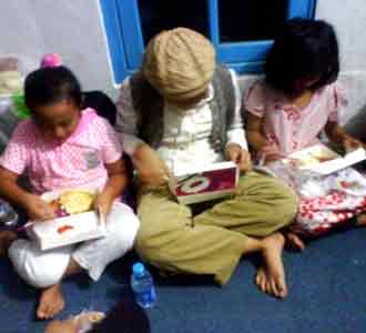 Buka Puasa Bersama di Rumah Singgah