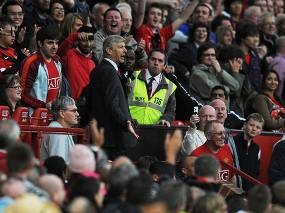 Bos Wasit Minta Maaf ke Wenger