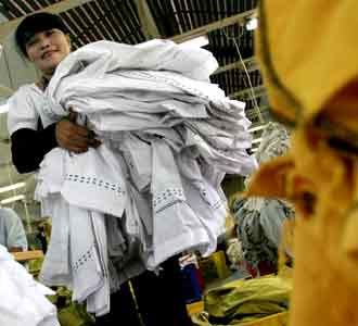 Permintaan Busana Muslim Meningkat