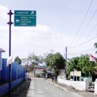 Jalan Raya Parung Panjang Lebak Wangi Hanya Bertahan Enam Bulan