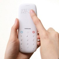 Ponsel Braille Bantu Tuna Netra Berponsel Ria