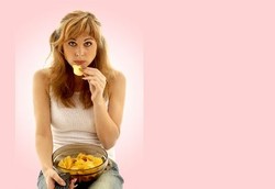 Jangan Makan Sambil Berdiri Kalau Ingin Kurus