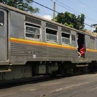 Bengkel Kereta Manggarai Sibuk Sambut Lebaran