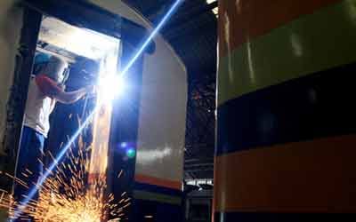 Bengkel KA Sibuk Sambut Lebaran