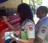 Antre Tukar Uang di Mabes Polri