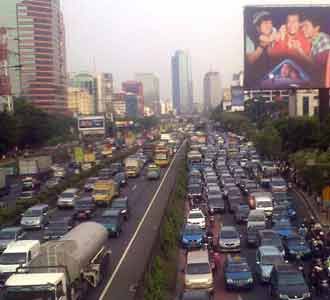 Pasca Gempa, Gatot Subroto Macet