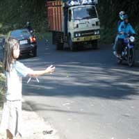 Ramadan, Awe-awe di Jalur Gumitir Membludak