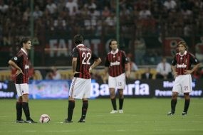 Milan Dituntut Segera Bangkit