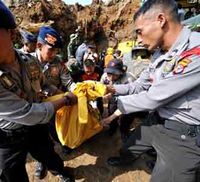 Evakuasi Korban Gempa