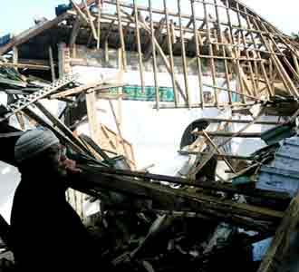 Ratusan Rumah di Cigalontang Rusak