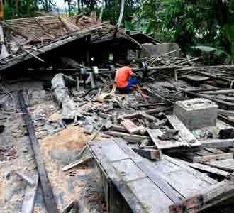 Penggilingan Padi Rata dengan Tanah