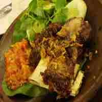 Dibuai Kelezatan Iga Penyet Leko