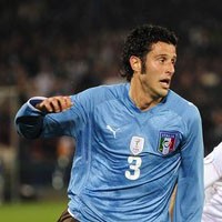 Grosso Kenakan Nomor Legenda