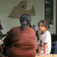 Setiap Menjelang Sore, Anak Korban Gempa Selalu Tanya Jam 