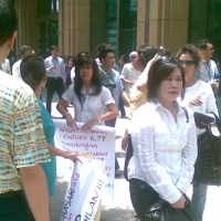 Demo Nasabah Century Korban Antaboga Diwarnai Kericuhan