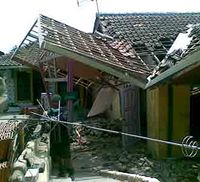 Warga Butuh Material Bangunan