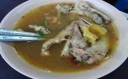 Sluurp..Gurih Lezat Soto Ceker  