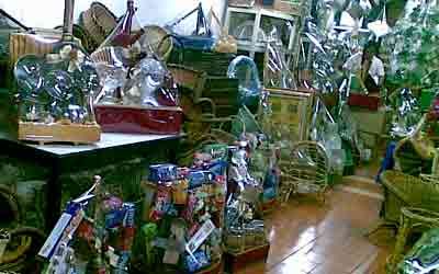 Geliat Pedagang Parcel di Cikini