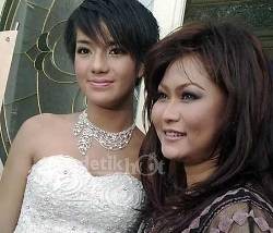 Sheila Marcia Dikabarkan Hamil, Inul Rugi Miliaran Rupiah? 