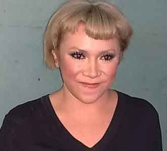 Melly Prihatin KD Cerai