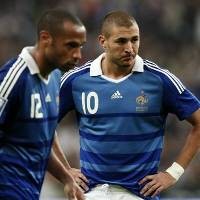 Prancis Imbang di Kandang Sendiri