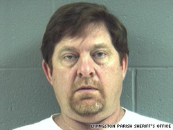 Usai Tembak Mati Anak, Cucu dan Istri, Dennis Bunuh Diri