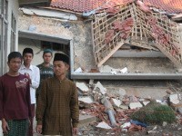 Bangunan Hancur, Ratusan Santri Riyadlul Ulum Tasikmalaya Dipulangkan