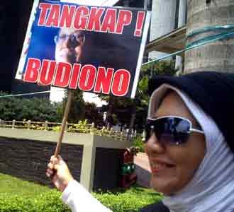 Aksi Tuntut Kasus Bank Century di KPK