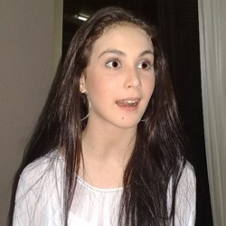 Arumi Bachin Batasi Diri Dari Pergaulan Bebas