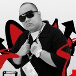 Saykoji-Pandji Nasionalis Bareng Lewat Grup Garuda