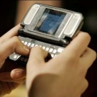 SMS Selamatkan Gadis dari Serangan Seksual