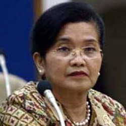 Siti Siap Bila Dipercaya Kembali Jadi Menkes